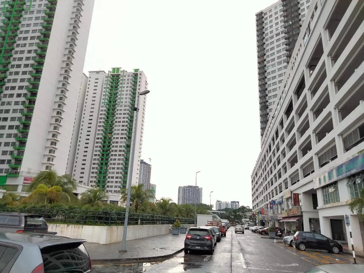 Oug Signature 3Br 6Pax Old Klang Road Kuala Lumpur 0*,